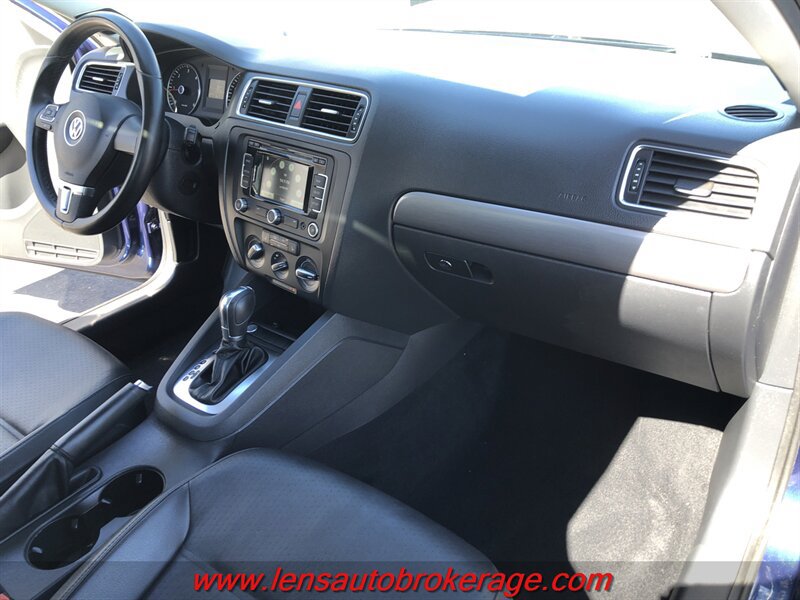 Used 2013 Volkswagen Jetta TDI FWD image 22