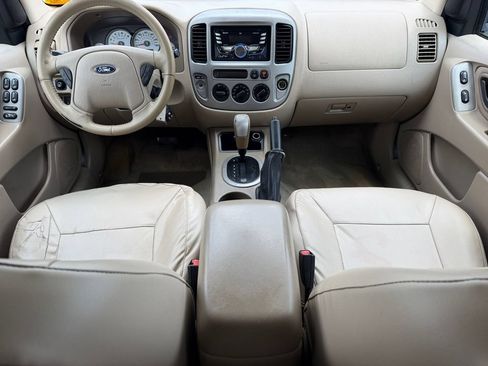 Used 2006 Ford Escape XLT AWD/4WD image 18