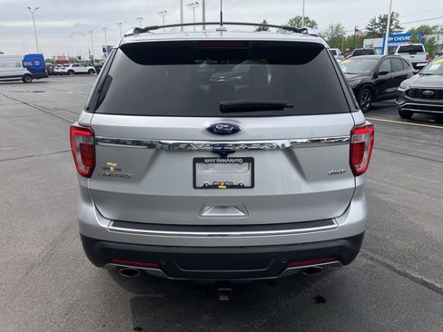 Used 2018 Ford Explorer Limited AWD/4WD image 10