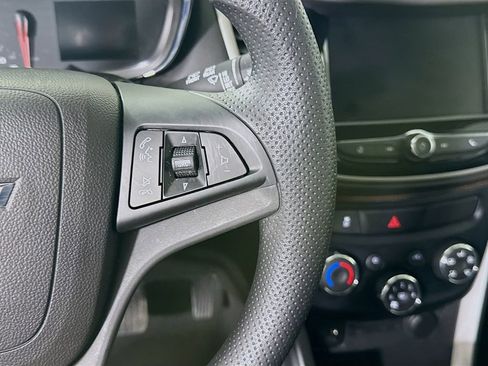 Used 2020 Chevrolet Trax LT image 20