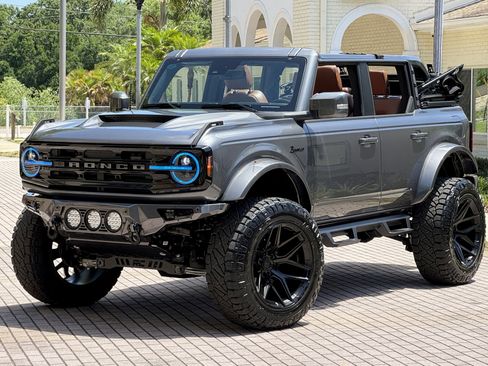 Used 2024 Ford Bronco Outer Banks AWD/4WD image 4