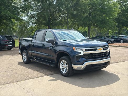 Certified 2023 Chevrolet Silverado 1500 LT AWD/4WD image 1