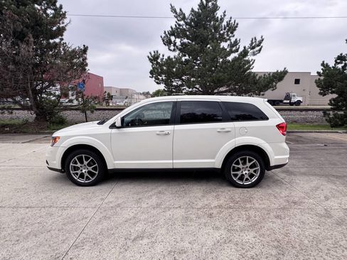 Used 2018 Dodge Journey GT AWD/4WD image 2