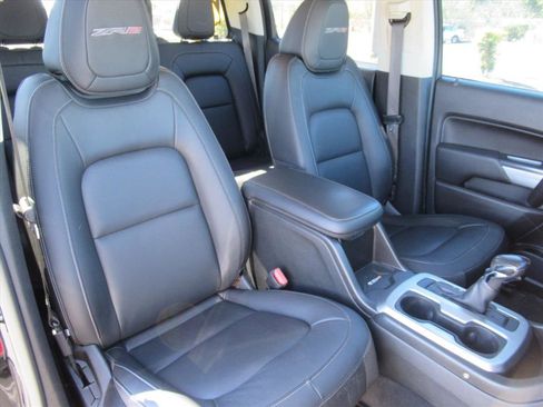 Used 2022 Chevrolet Colorado ZR2 image 9