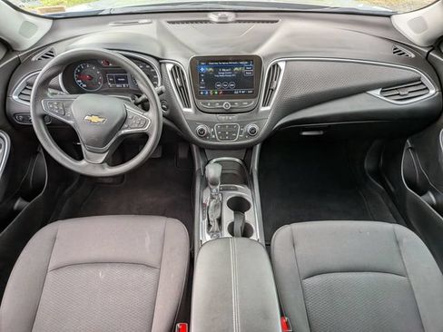 Used 2025 Chevrolet Malibu LT FWD image 27