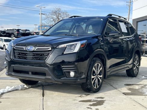 Used 2023 Subaru Forester Limited image 3