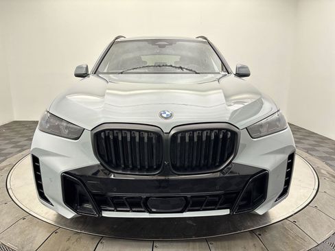 New 2026 BMW X5 xDrive40i w/ M Sport Package AWD/4WD image 14