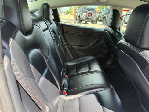 Used 2022 Tesla Model 3 Rear-Wheel Drive image 25
