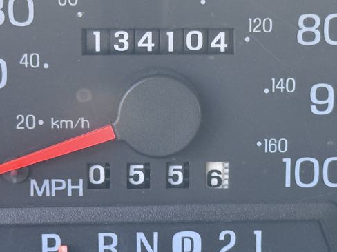 Used 1997 Ford F150 4x4 Regular Cab image 24
