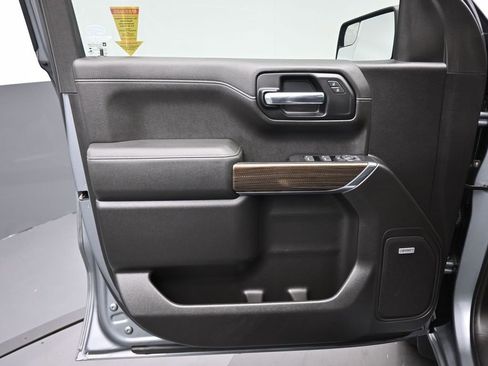 Used 2019 Chevrolet Silverado 1500 RST image 9