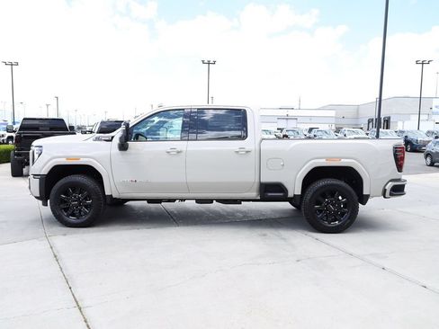 New 2026 GMC Sierra 3500 AT4 w/ AT4 Premium Plus Package AWD/4WD image 3