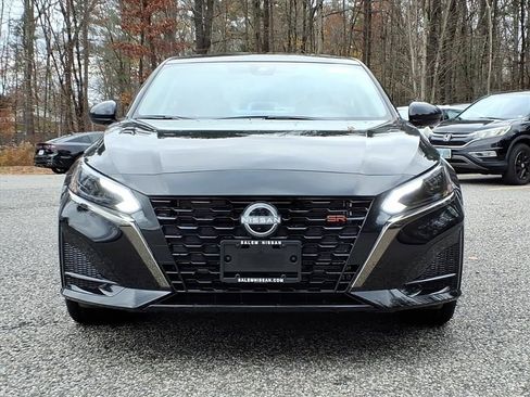 New 2025 Nissan Altima 2.5 SR w/ SR Premium Package image 2