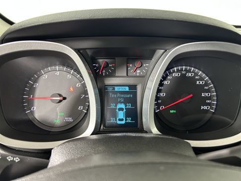 Used 2017 Chevrolet Equinox LT w/ Midnight Edition image 16