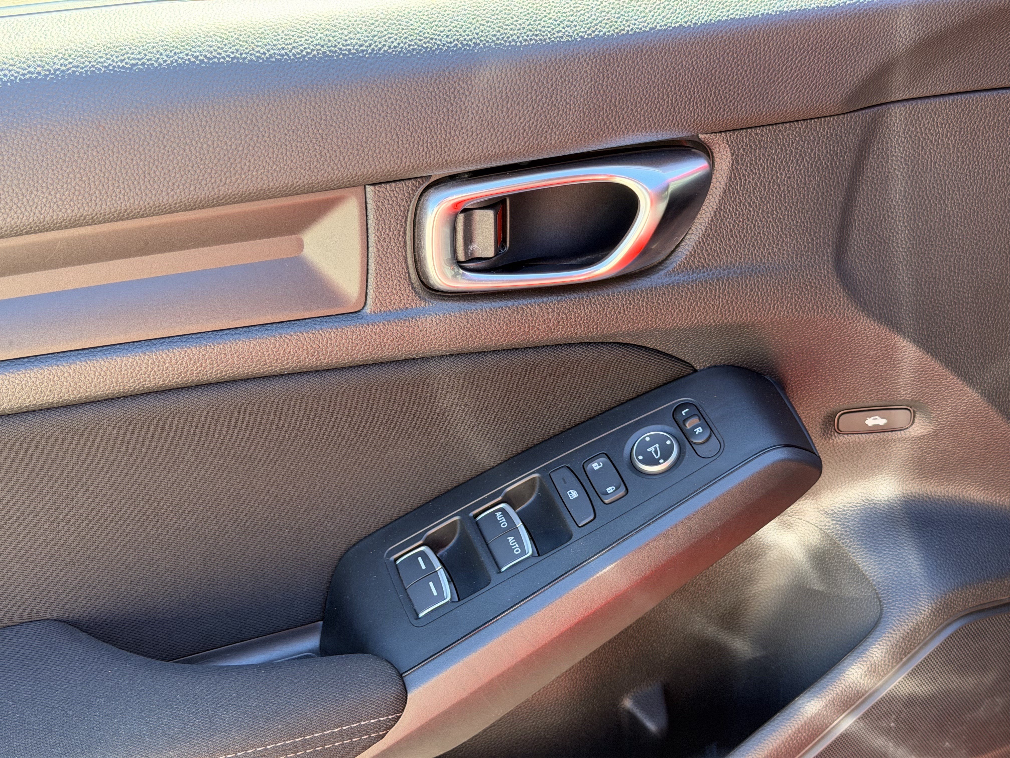 Certified 2025 Honda Civic Sport image 11
