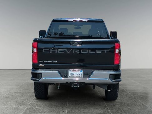 Used 2022 Chevrolet Silverado 2500 W/T w/ Gooseneck/5TH Wheel Package image 4