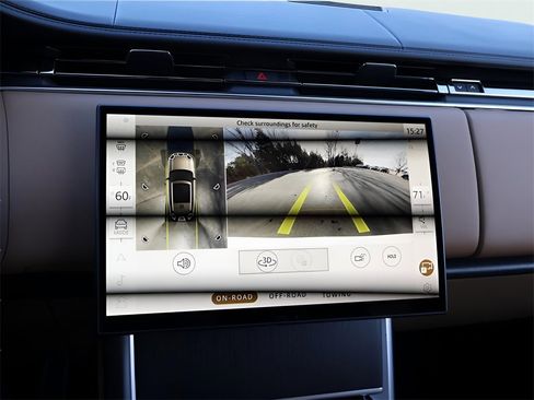 New 2026 Land Rover Range Rover SE image 23