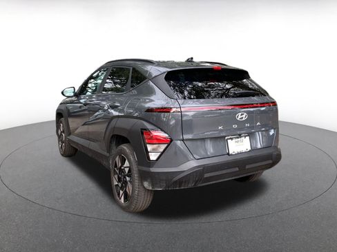 Used 2025 Hyundai Kona SEL image 5