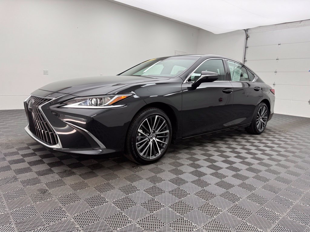 Used 2025 Lexus ES 350 w/ Premium Package FWD image 2