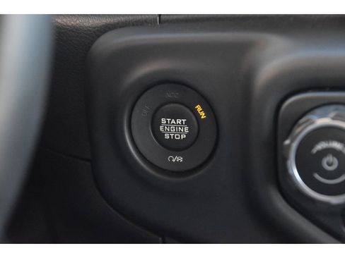 Used 2018 Jeep Wrangler Unlimited Rubicon image 33