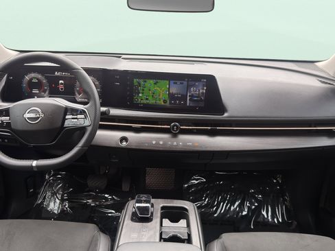 Used 2024 Nissan Ariya FWD image 31