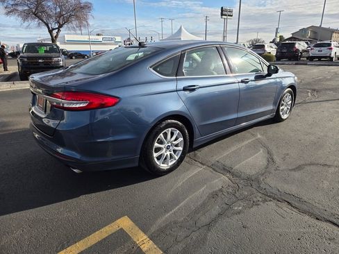 Used 2018 Ford Fusion S image 3