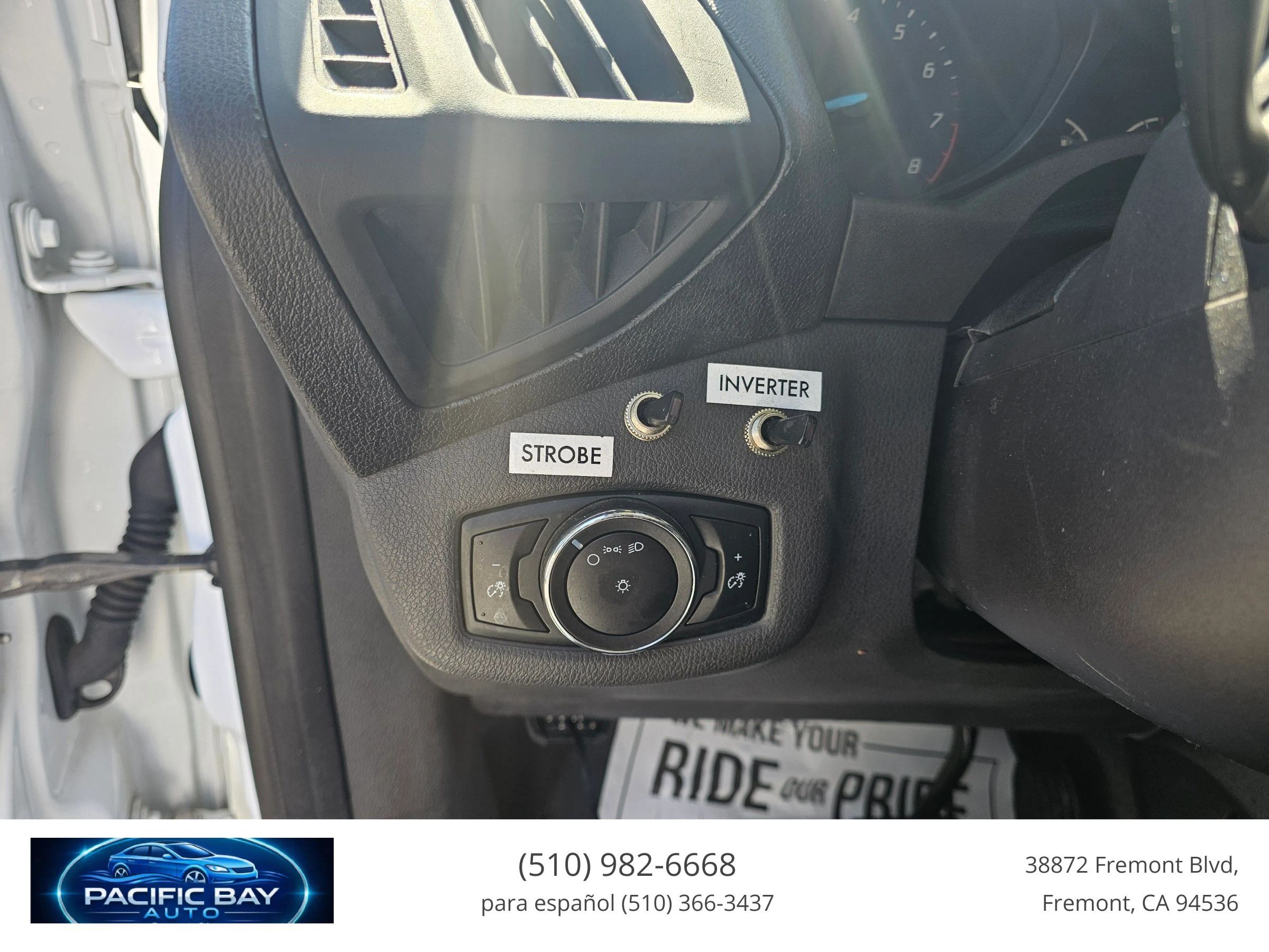 Used 2014 Ford Transit Connect XL FWD image 25