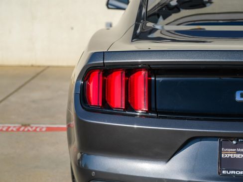 Used 2017 Ford Mustang GT Premium w/ GT Performance Package image 40