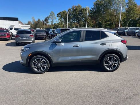 Used 2023 Buick Encore GX Select image 2