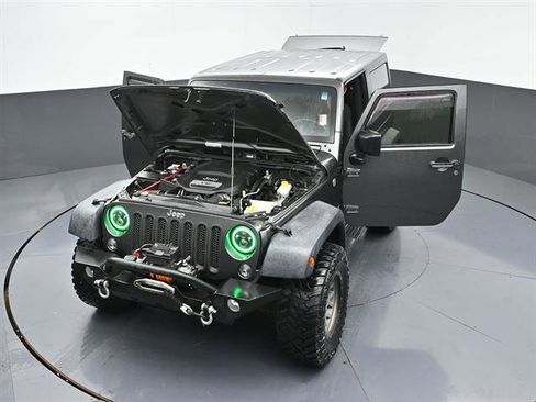 Used 2018 Jeep Wrangler Sport AWD/4WD image 45