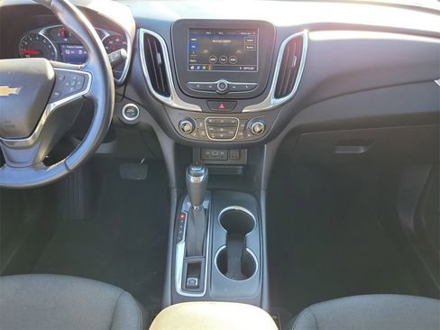 Used 2020 Chevrolet Equinox LT image 19