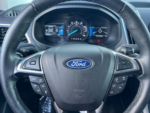 Used 2023 Ford Edge SEL image 21