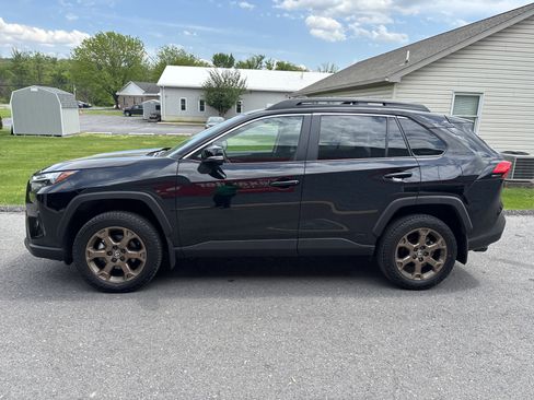 Certified 2025 Toyota RAV4 Woodland Edition AWD/4WD image 11