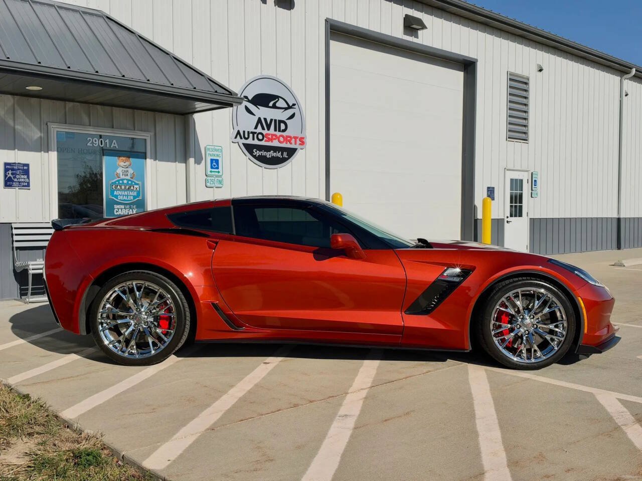 Used 2015 Chevrolet Corvette Z06 w/ 2LZ Preferred Equipment Group RWD image 3