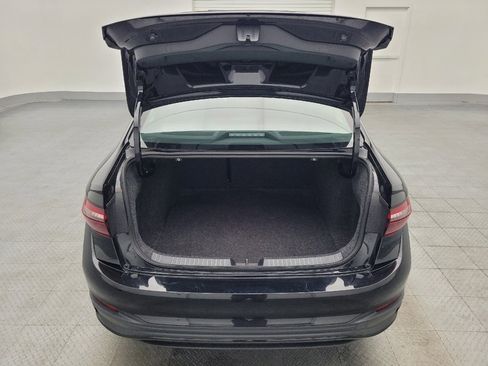 Used 2024 Volkswagen Jetta SE image 29