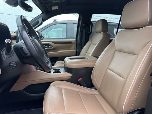 Used 2021 Chevrolet Tahoe Premier RWD image 8