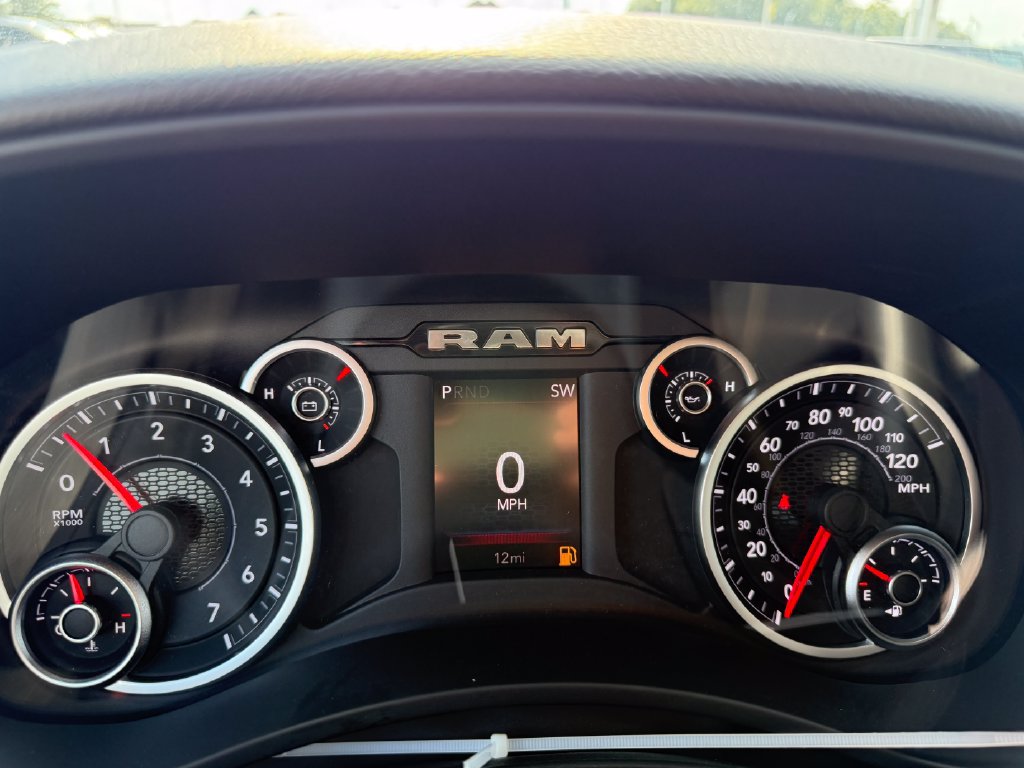 New 2027 RAM 2500 Big Horn AWD/4WD image 16