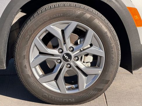 Used 2024 Kia Seltos S image 7