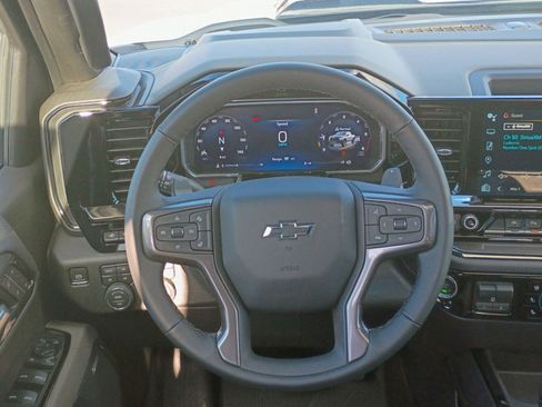 New 2026 Chevrolet Silverado 1500 ZR2 image 31