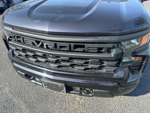 Used 2022 Chevrolet Silverado 1500 Custom image 10