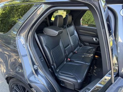 Used 2020 Land Rover Discovery HSE Luxury AWD/4WD image 14