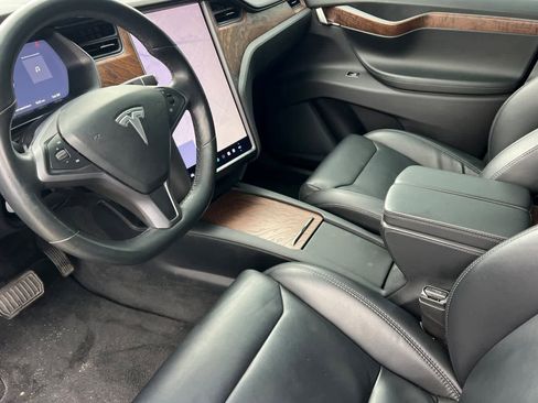 Used 2019 Tesla Model X Long Range image 14
