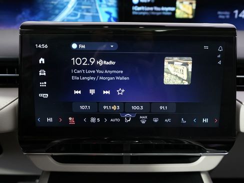 New 2026 Lincoln Nautilus Reserve AWD/4WD image 28
