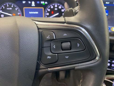 Used 2023 Buick Envision Essence image 17