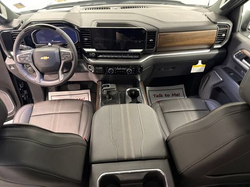 New 2026 Chevrolet Silverado 1500 High Country w/ Technology Package AWD/4WD image 19