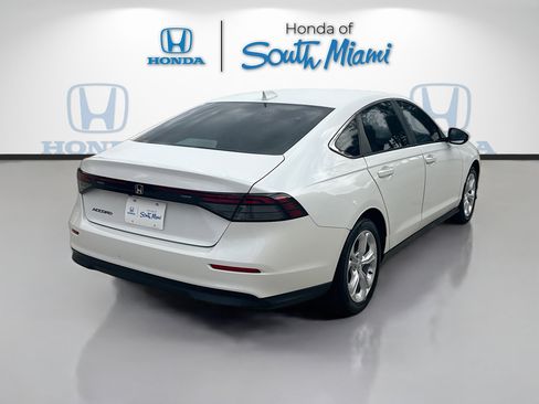 Used 2023 Honda Accord LX image 7