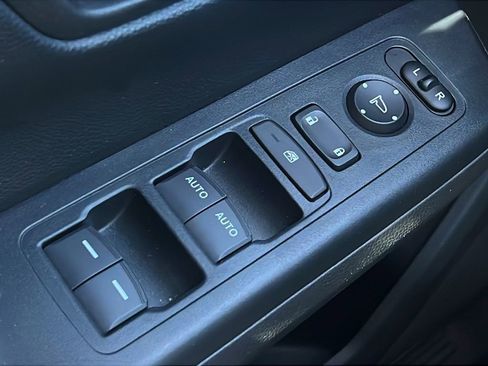 Used 2023 Honda CR-V Sport image 19