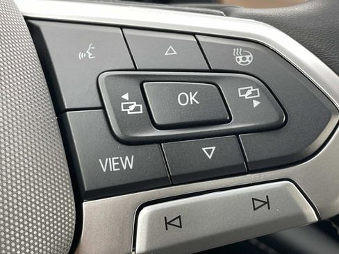 New 2026 Volkswagen Atlas SE FWD image 25