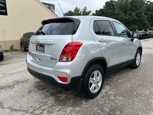Used 2021 Chevrolet Trax LS w/ Tint and Cruise Package FWD image 7