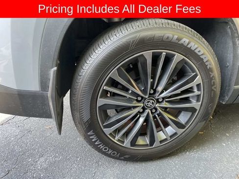 Used 2026 Toyota Grand Highlander AWD Hybrid image 11