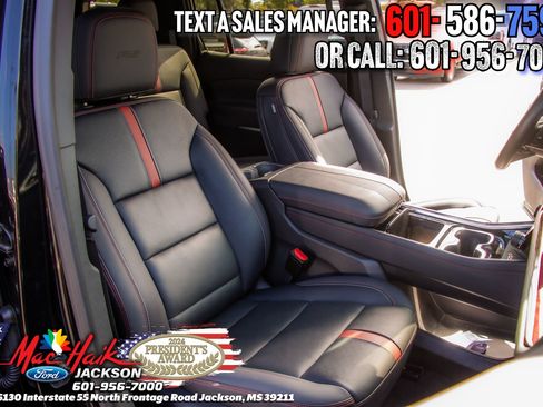 Used 2025 Chevrolet Traverse RS AWD/4WD image 7